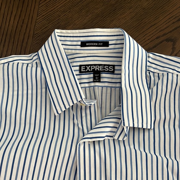 Express Mens Shirt Size Large Modern Fit - Picture 2 of 5
